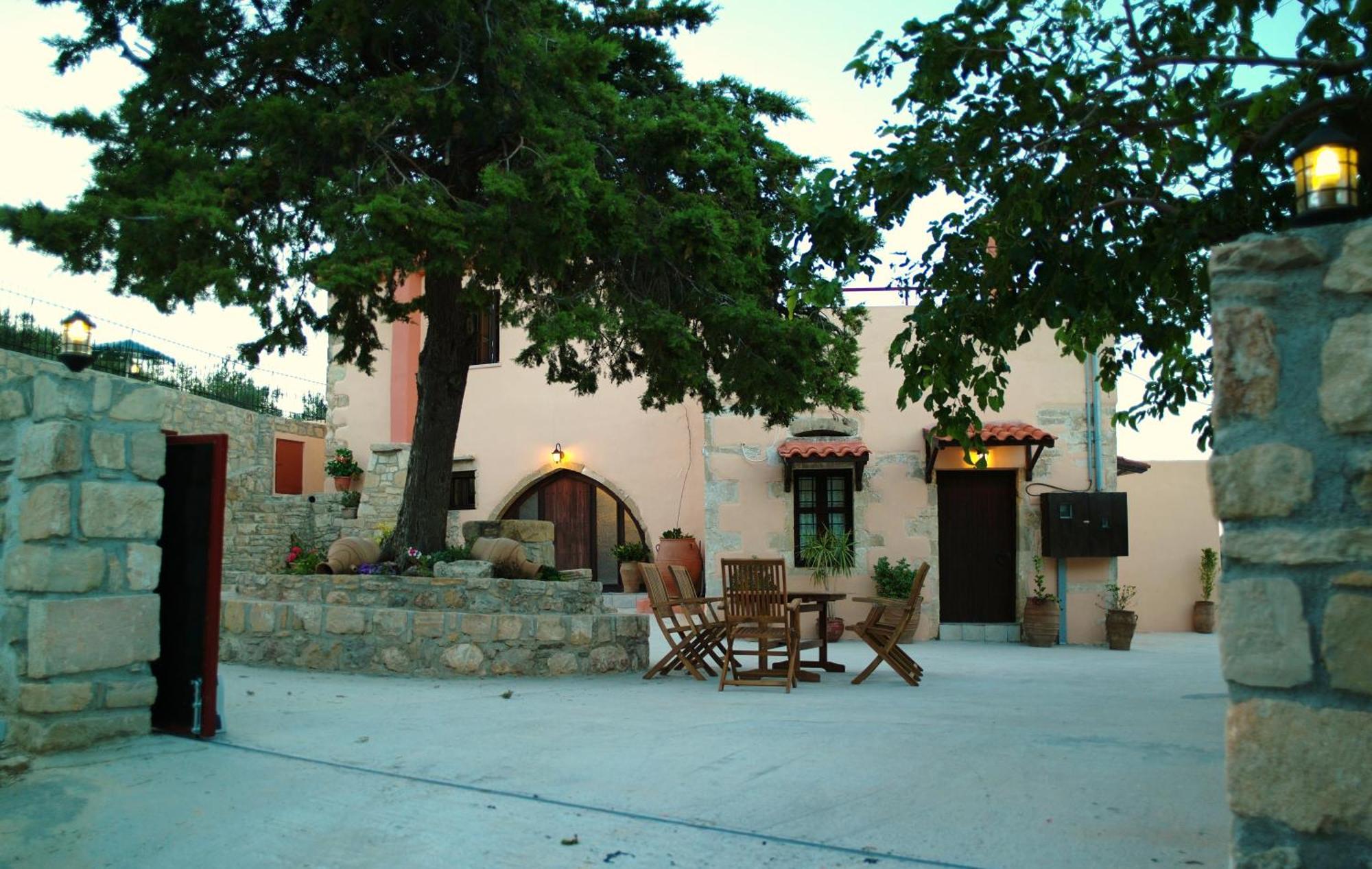 Mouri Villa Mourion  Exterior photo