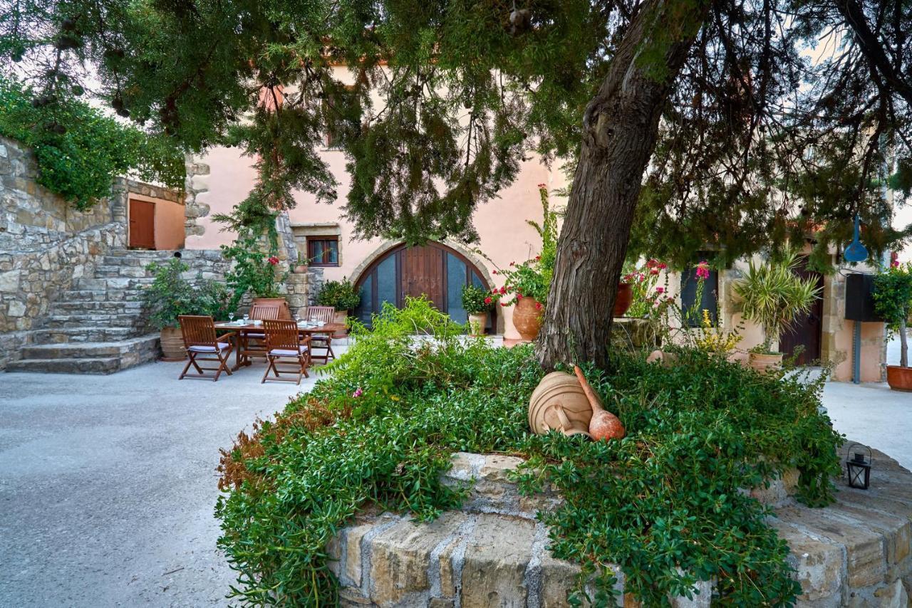 Mouri Villa Mourion  Exterior photo